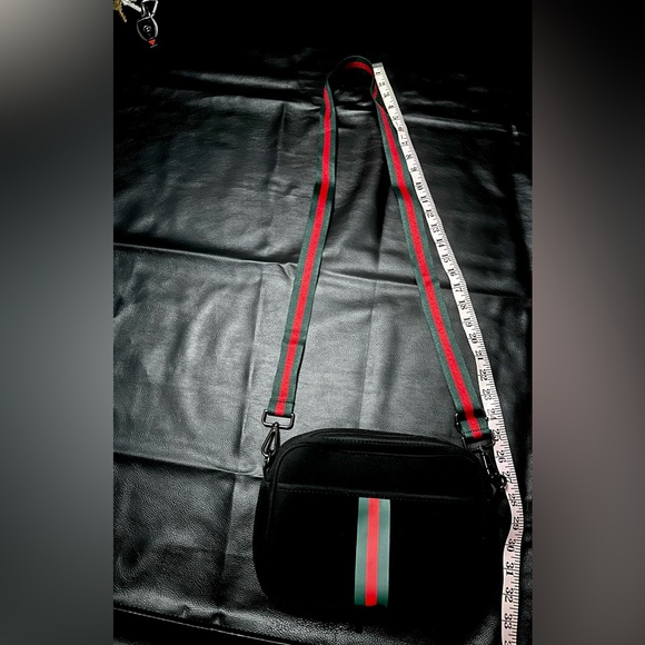Stylish Black Crossbody Bag with Red and Green Accents - Picture 11 of 12